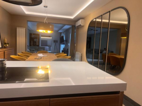 Autokomanda Large Family Apartment
